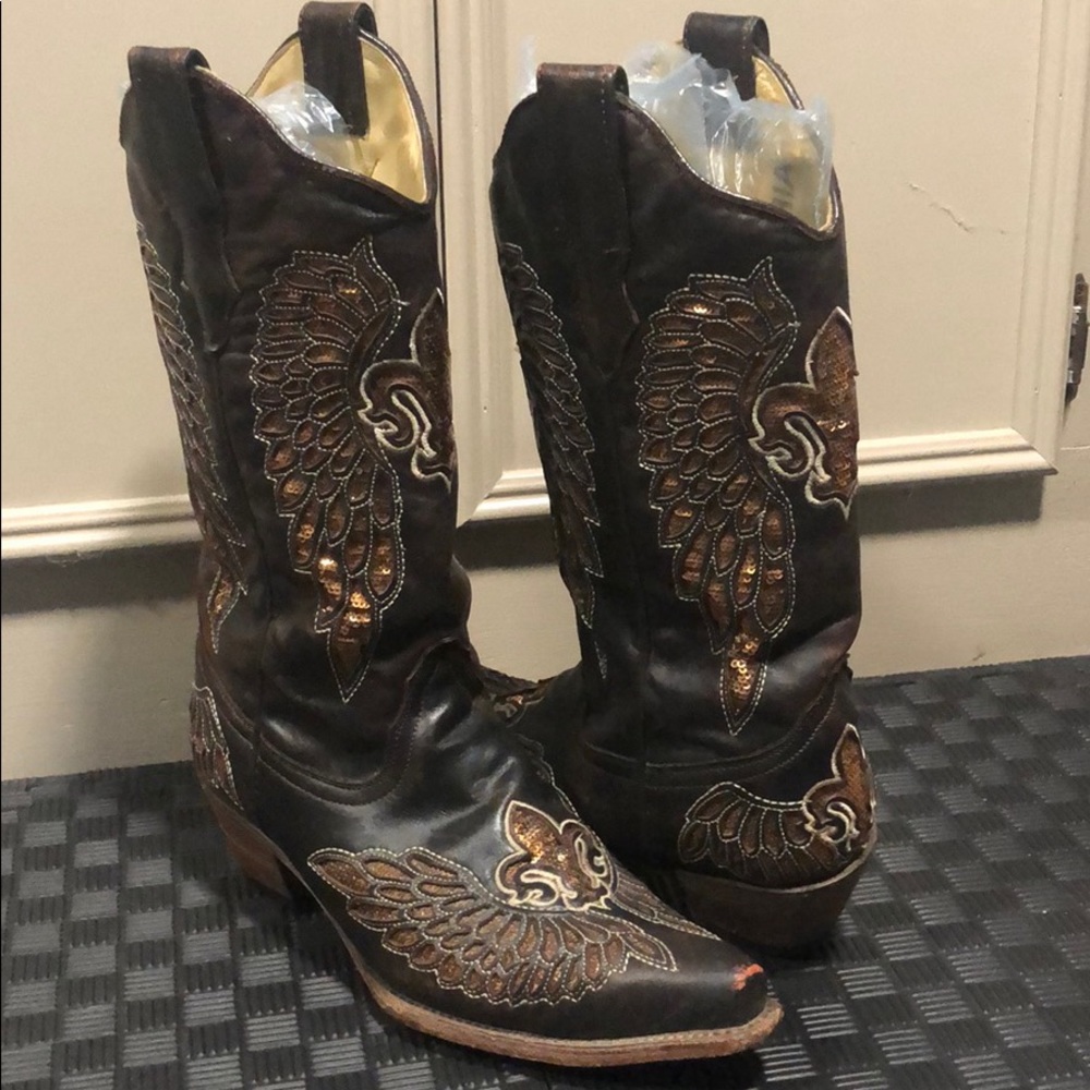 Corral fleur de lis boots with bronze sequin inlay